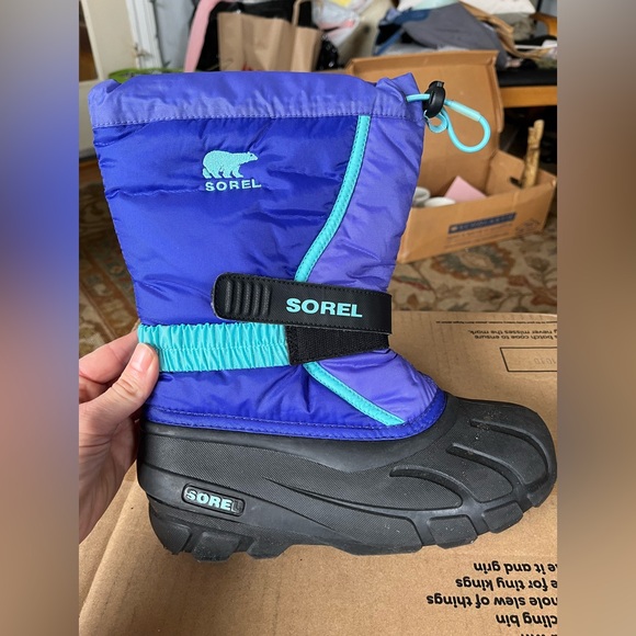 Sorel Flurry boots snow / winter youth size 5 - Picture 7 of 16